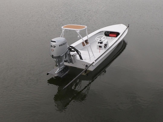 Boat Show Willet